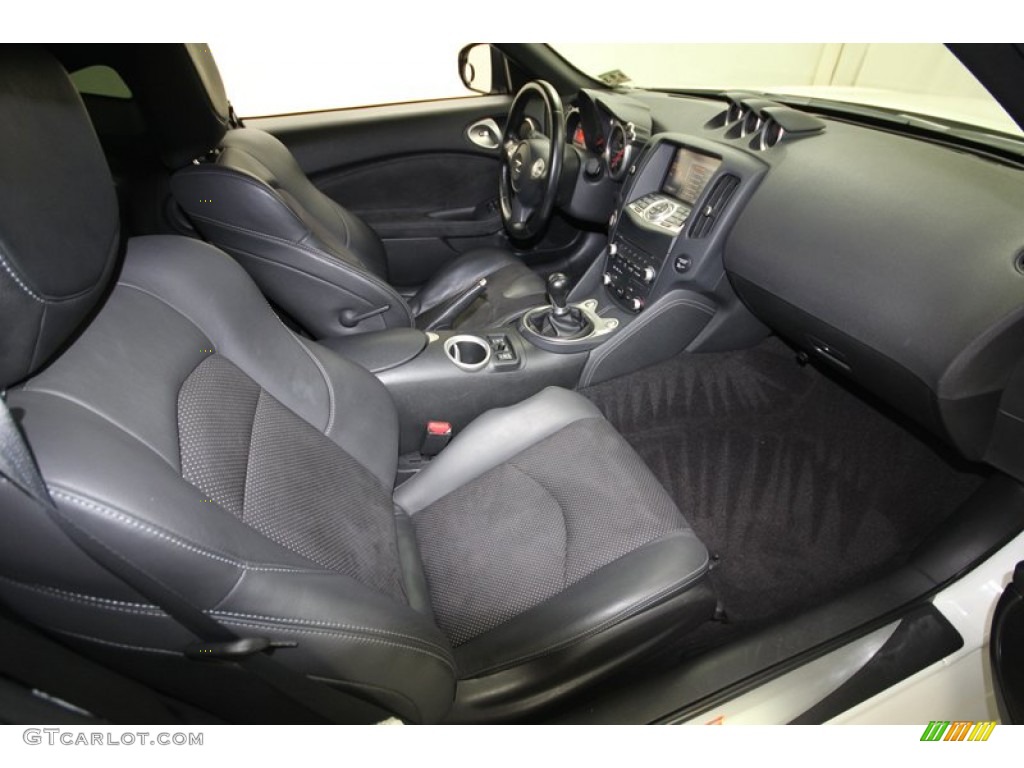 Black Leather Interior 2009 Nissan 370Z Sport Touring Coupe Photo #80460905