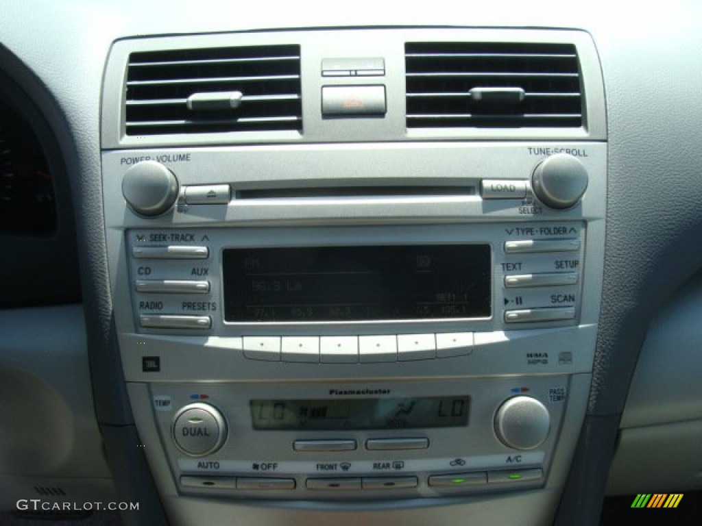 2011 Camry XLE - Super White / Ash photo #11