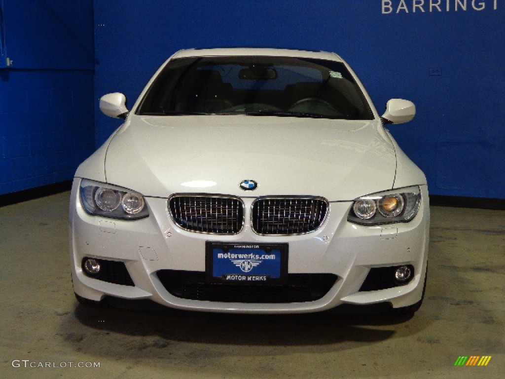 2012 3 Series 328i xDrive Coupe - Mineral White Metallic / Black photo #2