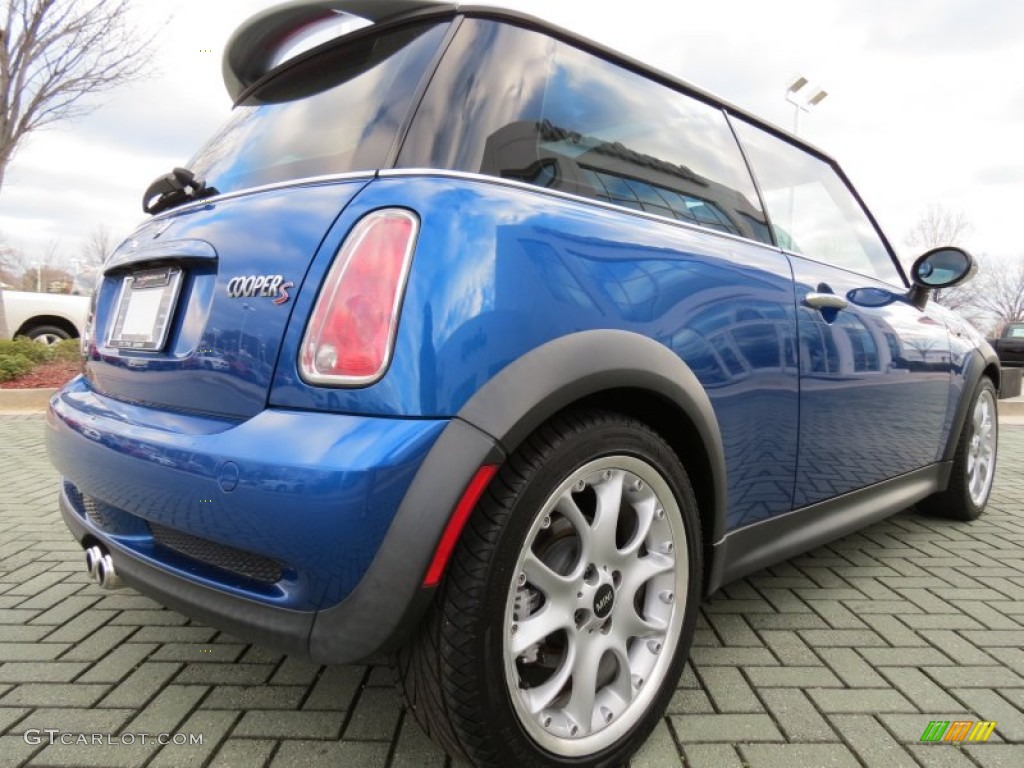 2006 Cooper S Hardtop - Hyper Blue Metallic / Panther Black photo #5