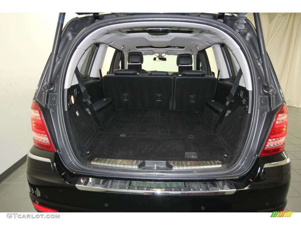 2011 Mercedes-Benz GL 450 4Matic Trunk Photos