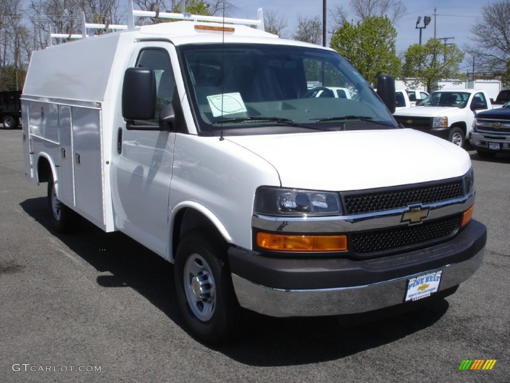 2013 Express Cutaway 3500 Utility Van - Summit White / Medium Pewter photo #3