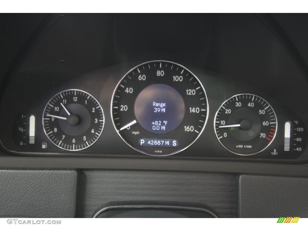 2009 Mercedes-Benz CLK 350 Grand Edition Coupe Gauges Photo #80469398