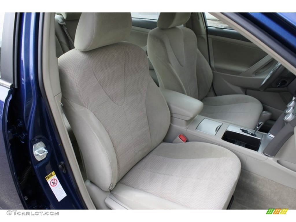 2010 Toyota Camry Standard Camry Model Front Seat Photos