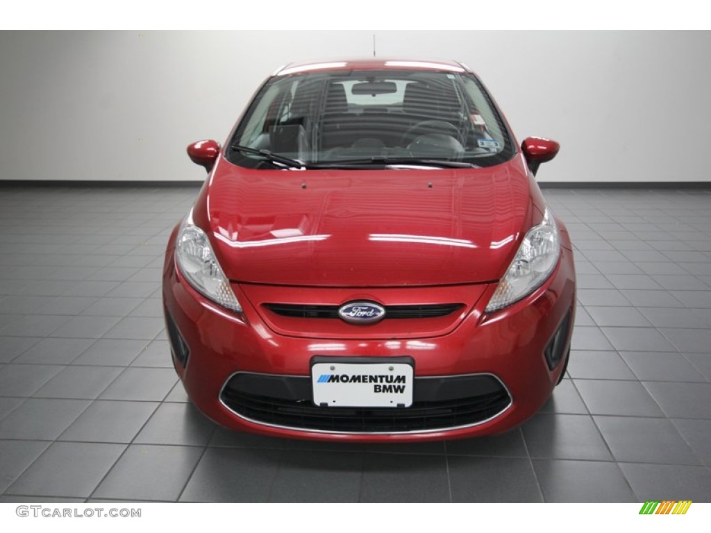 2011 Fiesta SE Hatchback - Bright Magenta Metallic / Charcoal Black/Blue Cloth photo #6