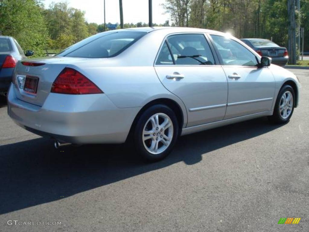 2006 Accord EX Sedan - Alabaster Silver Metallic / Black photo #4