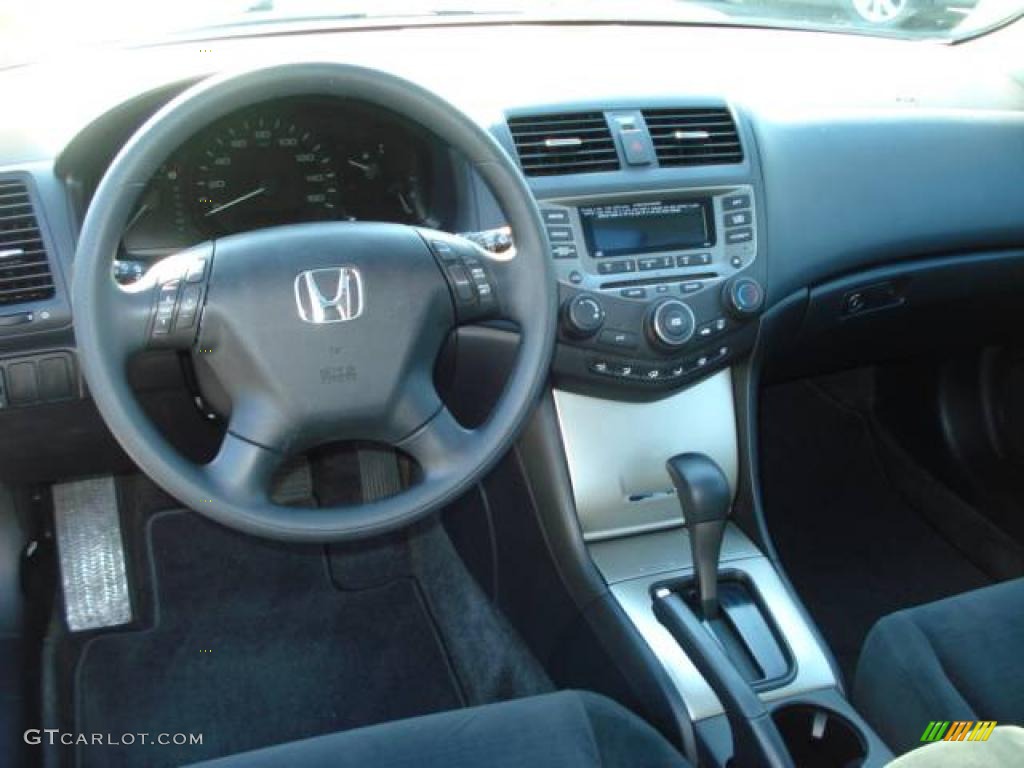 2006 Accord EX Sedan - Alabaster Silver Metallic / Black photo #10