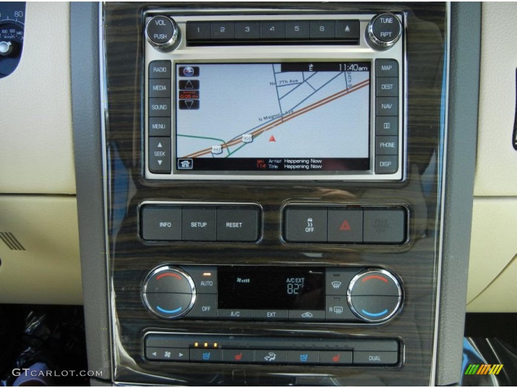 2010 Lincoln MKX FWD Navigation Photos