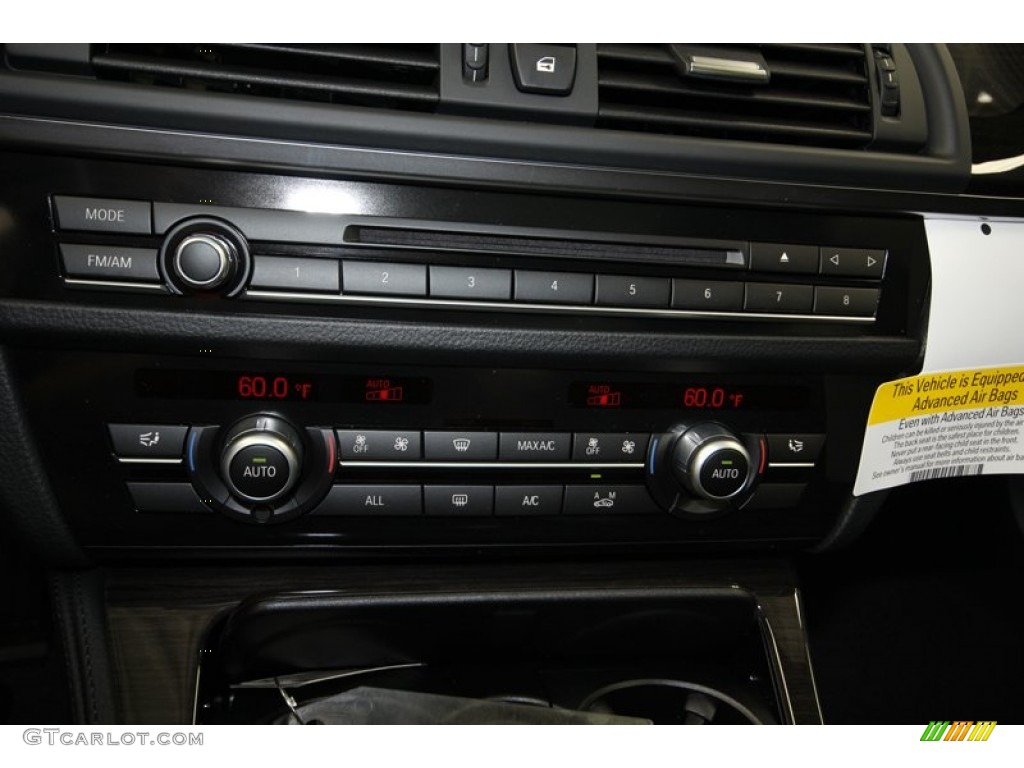 2013 BMW 5 Series 528i Sedan Controls Photo #80477551