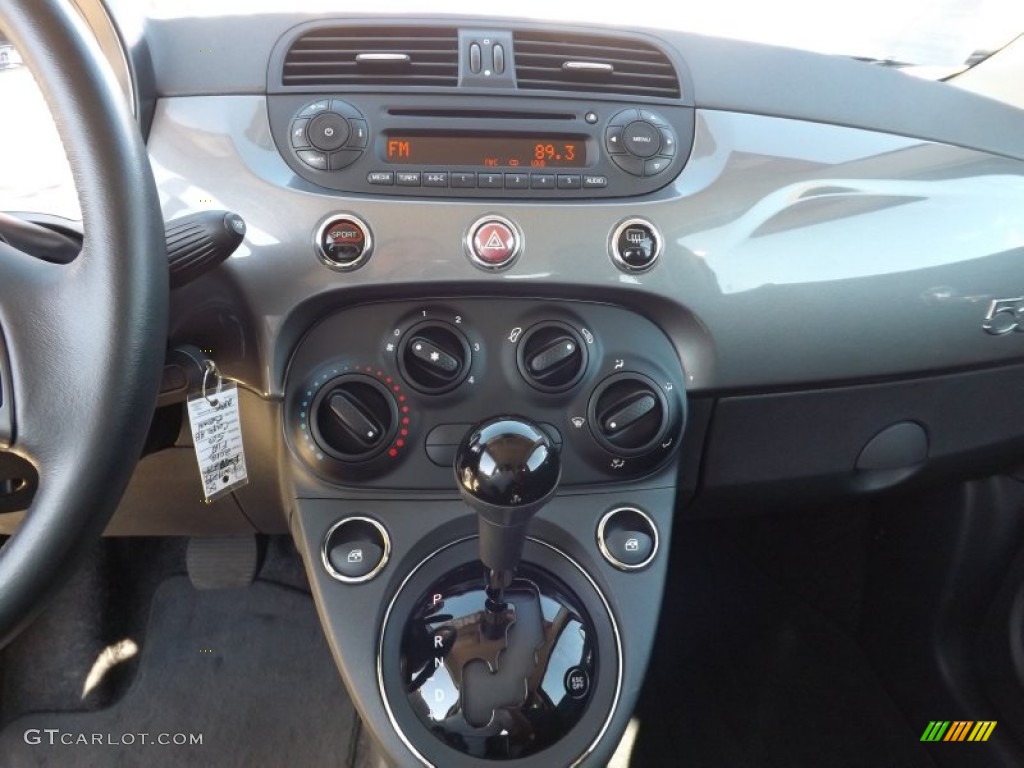 2012 Fiat 500 Pop Controls Photo #80478455