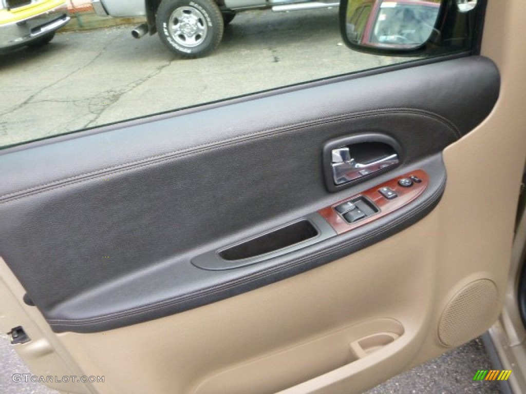 2005 Chevrolet Uplander LT AWD Neutral Beige Door Panel Photo #80478998