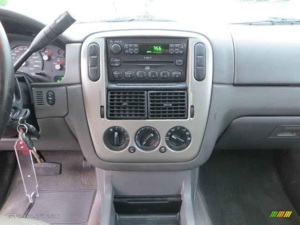 2004 Explorer XLT - Redfire Metallic / Graphite photo #40