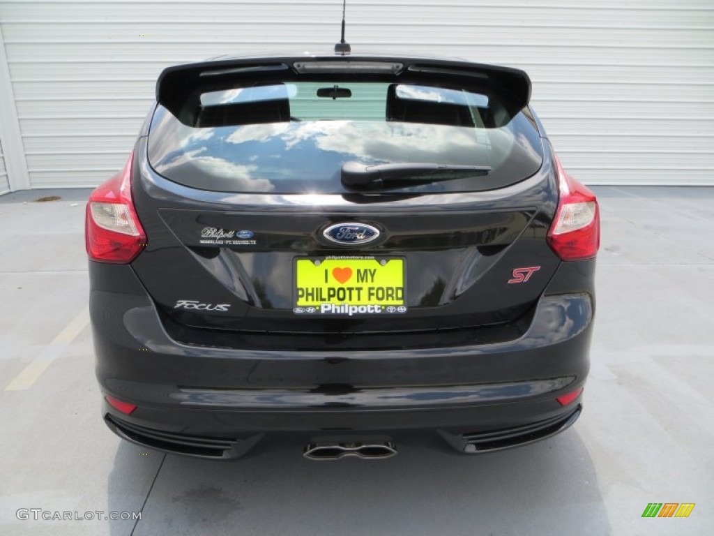 2013 Focus ST Hatchback - Tuxedo Black / ST Smoke Storm Recaro Seats photo #5