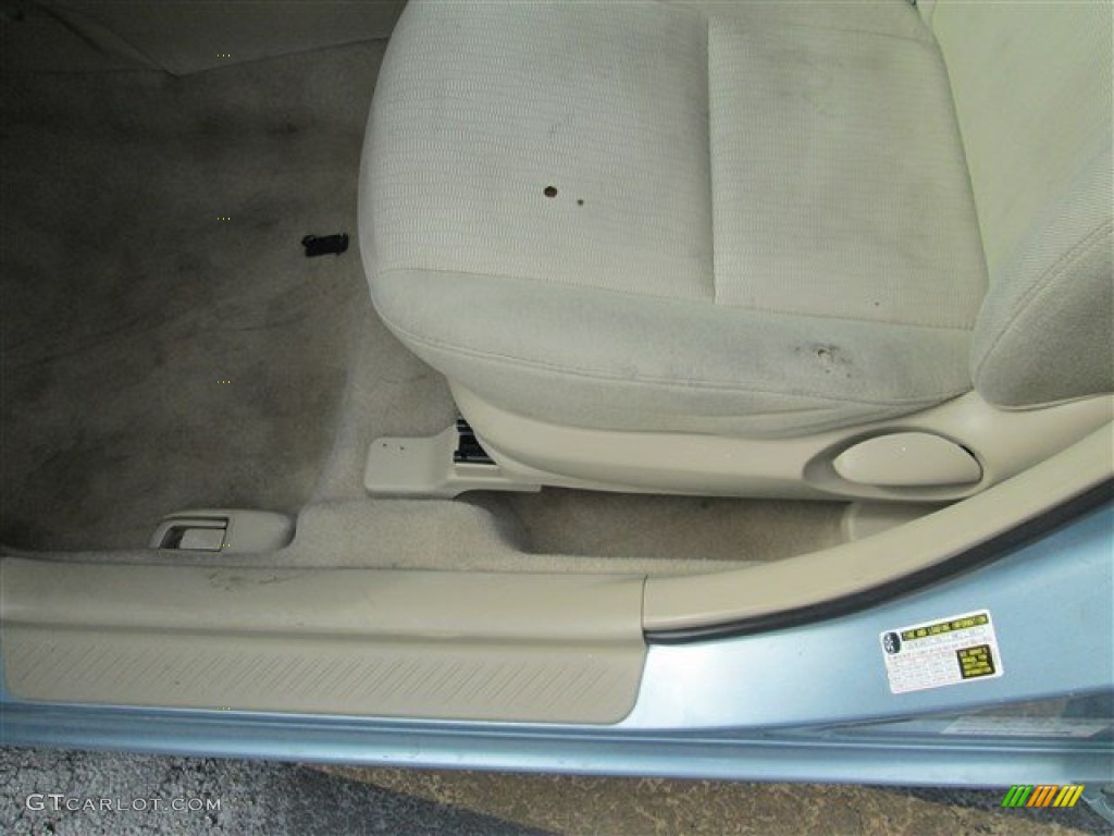 2007 MAZDA3 i Sport Sedan - Ice Blue Metallic / Beige photo #9