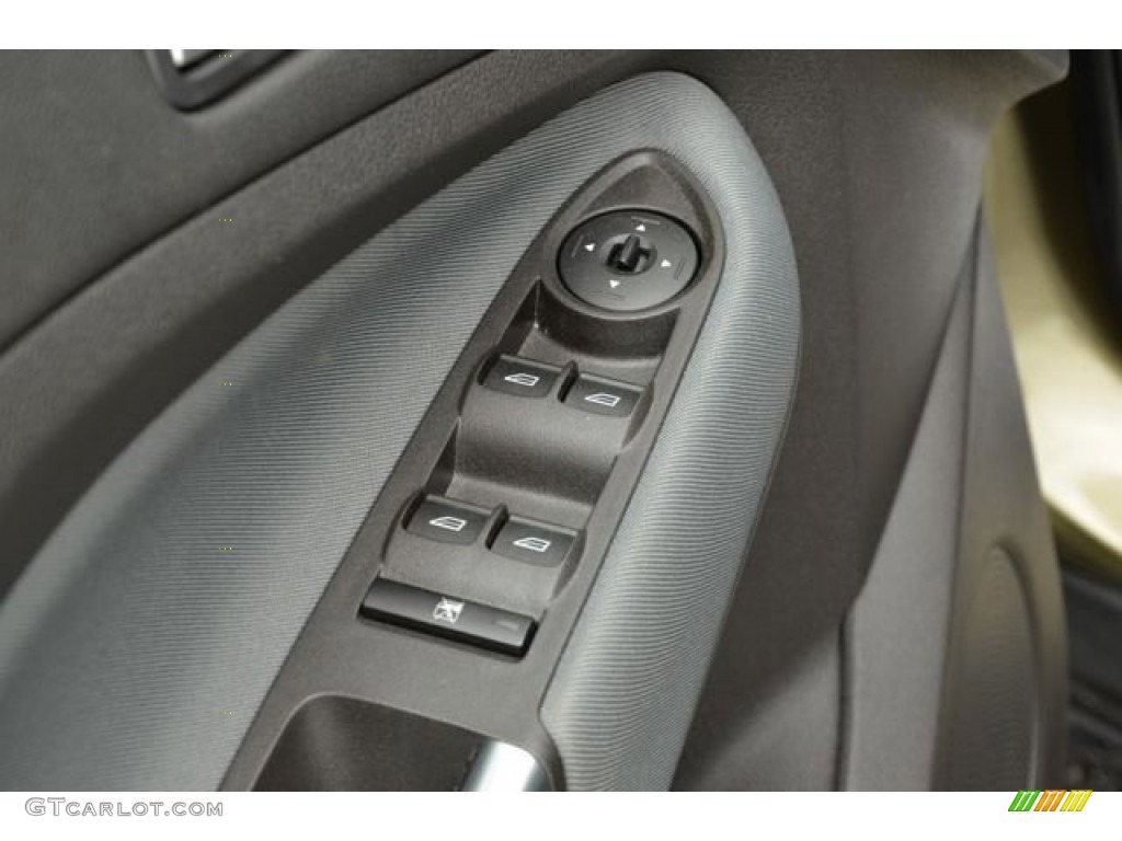 2013 Ford Escape SE 2.0L EcoBoost Controls Photo #80492146