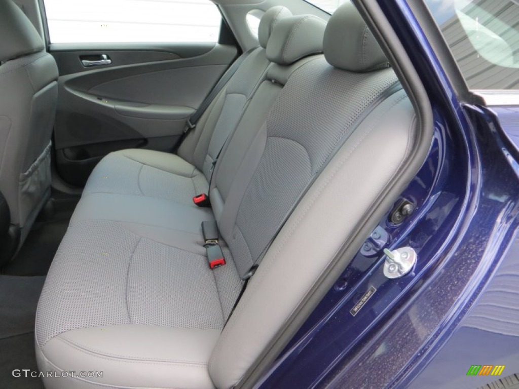 Gray Interior 2013 Hyundai Sonata SE Photo #80493163