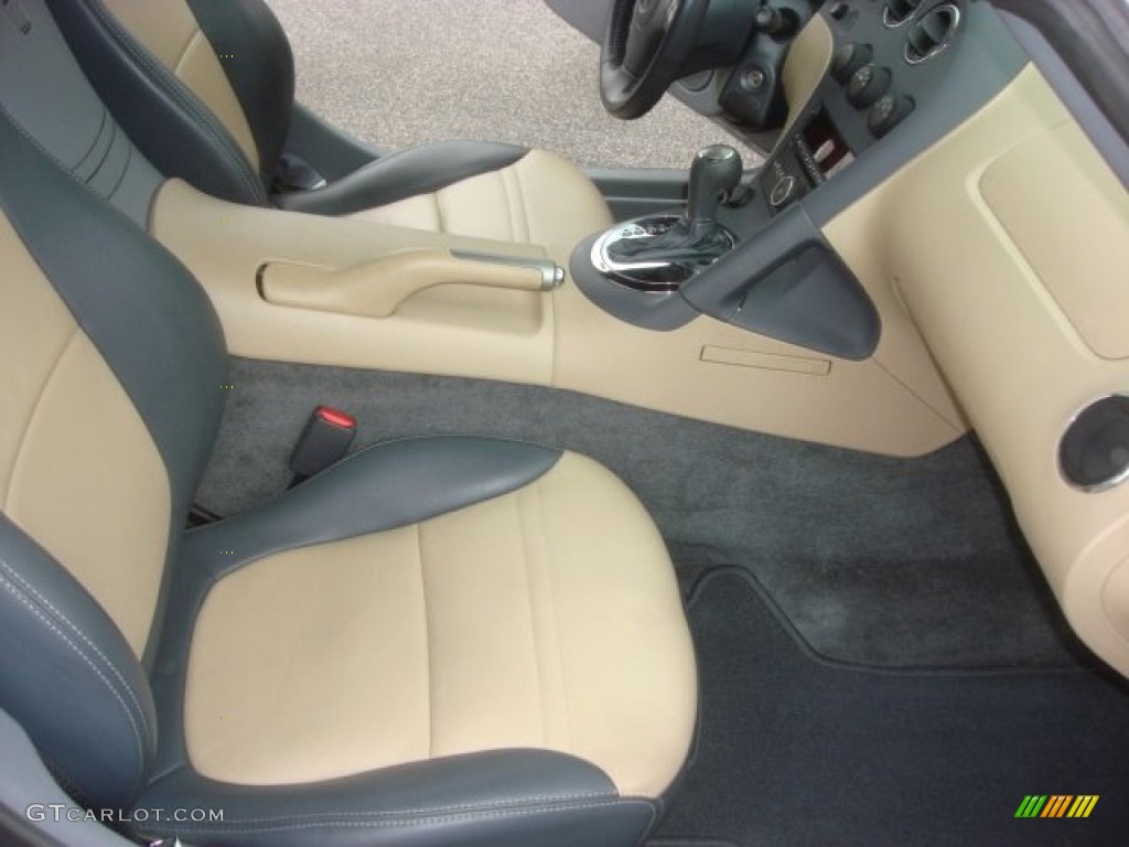 2006 Pontiac Solstice Roadster Front Seat Photos