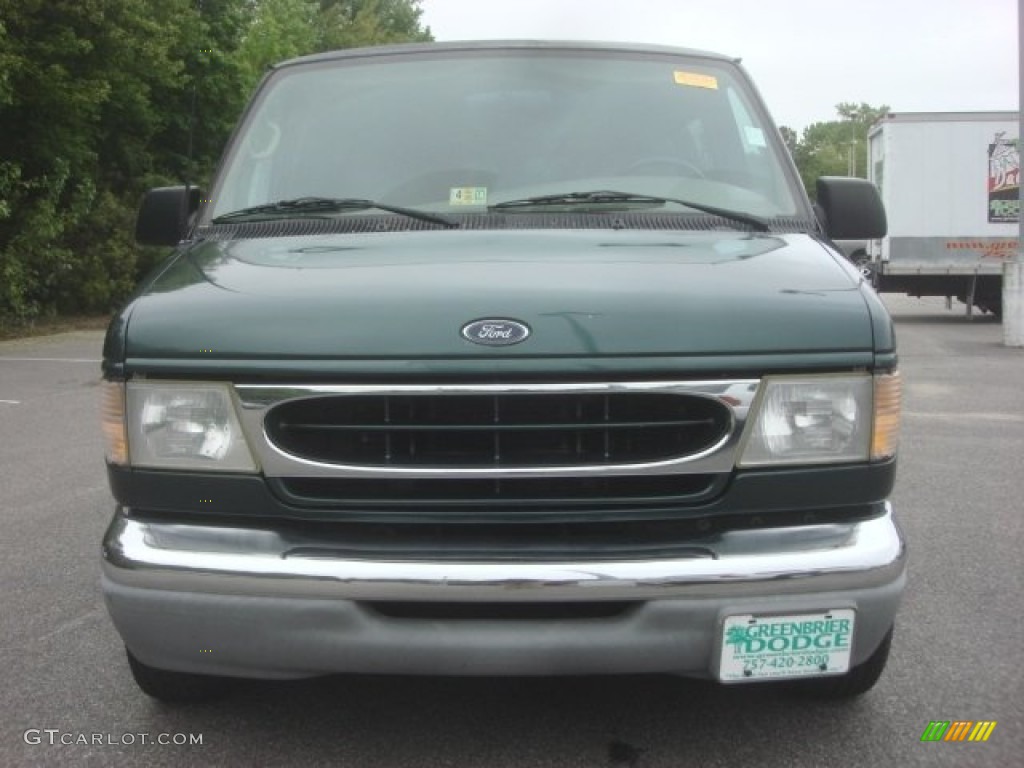 2001 E Series Van E150 Traveler - Charcoal Green Metallic / Medium Parchment photo #8