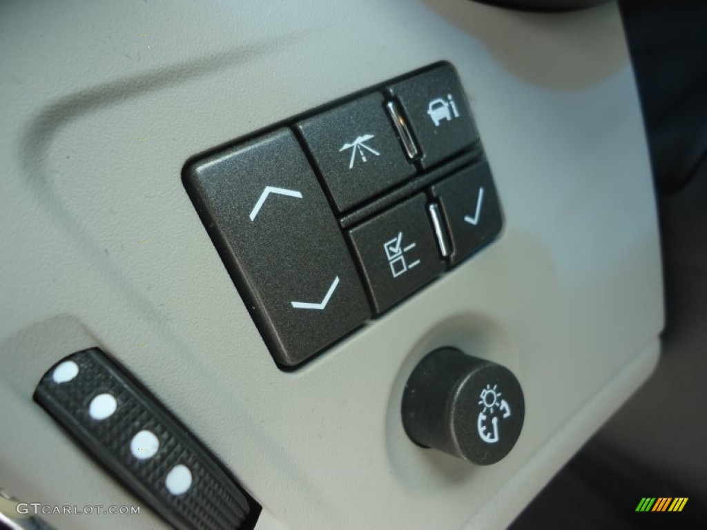 2011 Cadillac CTS -V Sedan Controls Photo #80497699