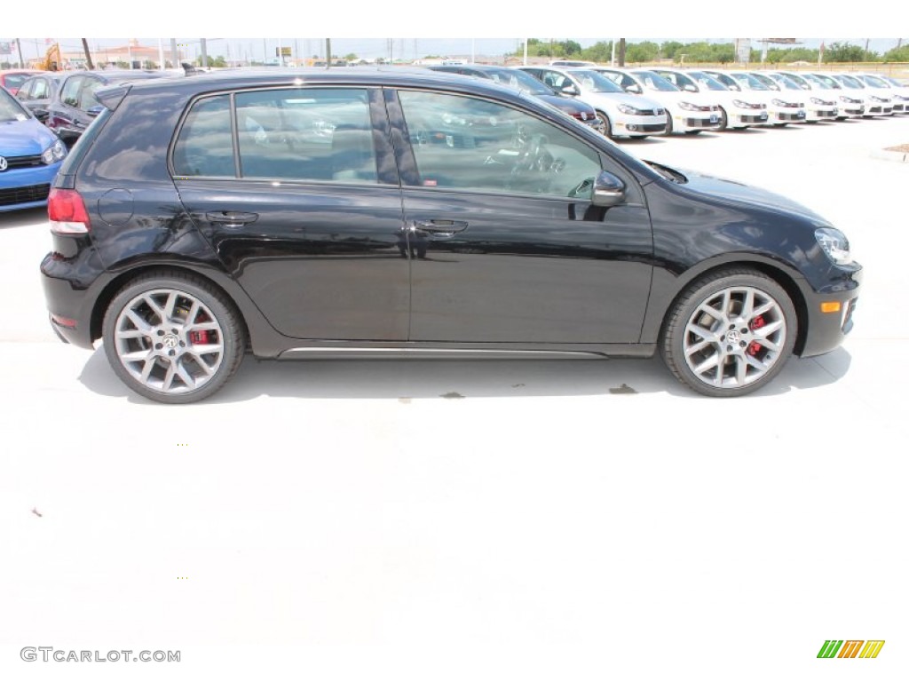 Deep Black Pearl Metallic 2013 Volkswagen GTI 4 Door Exterior Photo #80498646