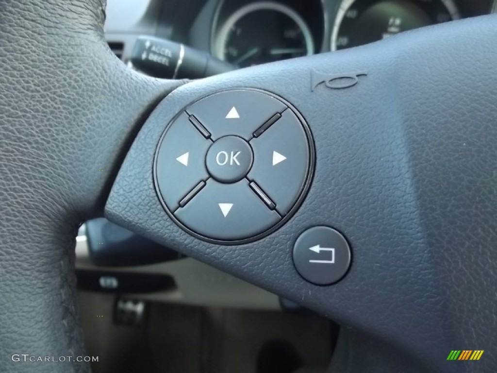2010 Mercedes-Benz C 300 Sport 4Matic Controls Photo #80500444