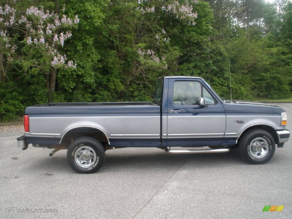 1995 F150 XLT Regular Cab - Medium Royale Blue Pearl / Blue photo #2