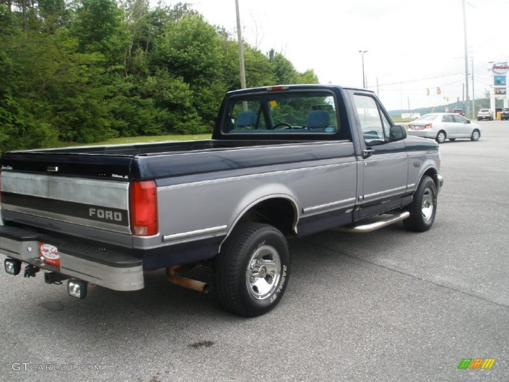1995 F150 XLT Regular Cab - Medium Royale Blue Pearl / Blue photo #3