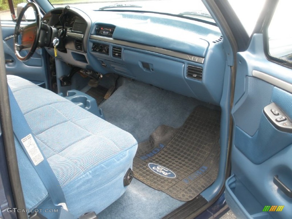 Blue Interior 1995 Ford F150 XLT Regular Cab Photo #80501404