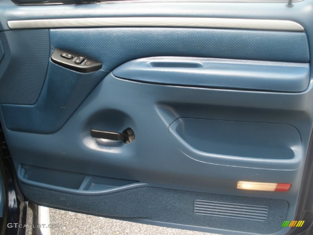 1995 Ford F150 XLT Regular Cab Door Panel Photos
