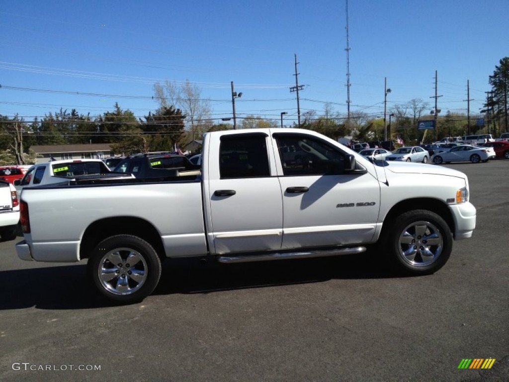 2005 Ram 1500 SLT Quad Cab 4x4 - Bright White / Dark Slate Gray photo #13