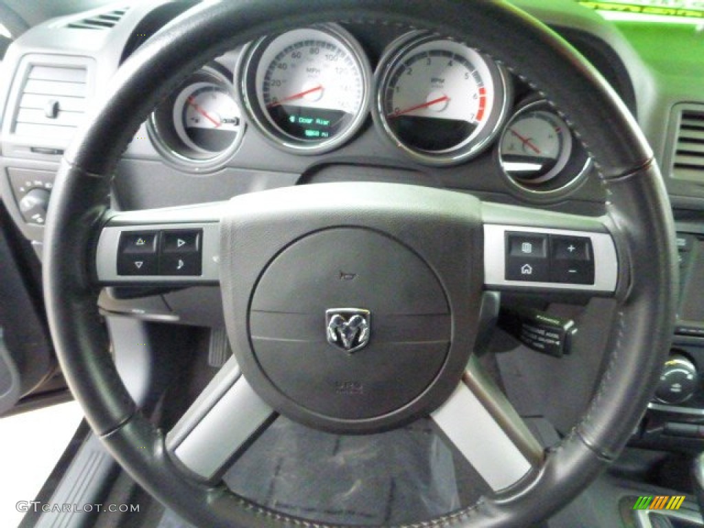 2010 Dodge Challenger R/T Steering Wheel Photos
