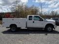 Oxford White - F350 Super Duty XL SuperCab 4x4 Utility Truck Photo No. 1
