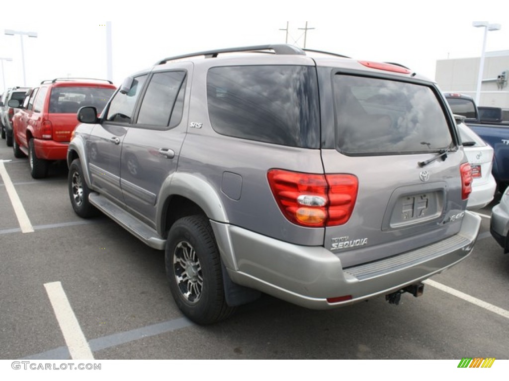 2002 Sequoia SR5 4WD - Thunder Gray Metallic / Charcoal photo #3