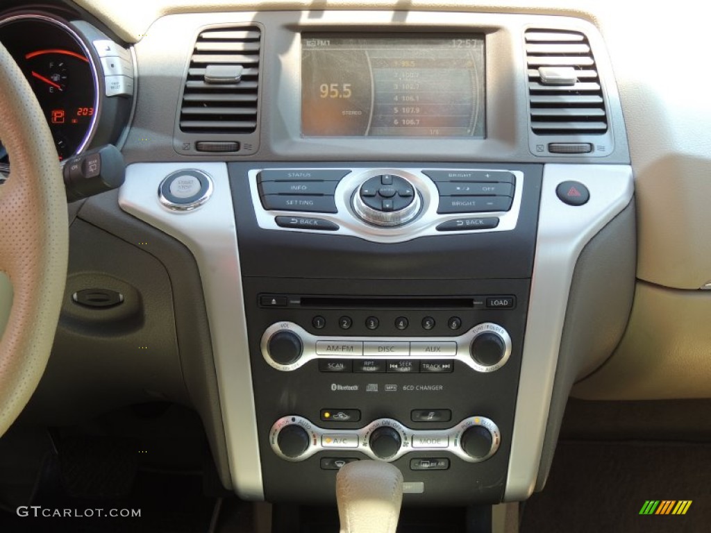 2010 Murano SL AWD - Super Black / Beige photo #18