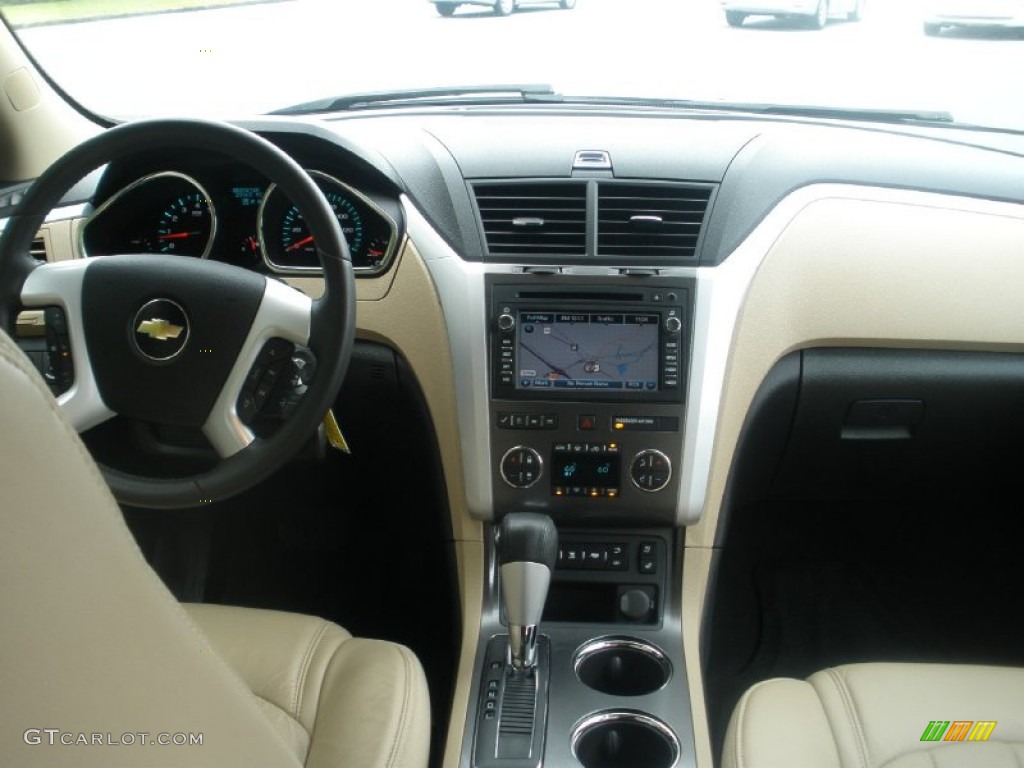 2009 Chevrolet Traverse LTZ Cashmere/Ebony Dashboard Photo #80504539