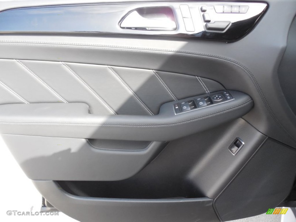 2013 Mercedes-Benz ML 63 AMG 4Matic Black Door Panel Photo #80504552