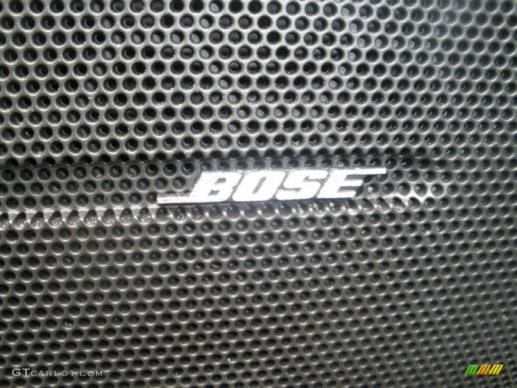 2009 Chevrolet Traverse LTZ Audio System Photos