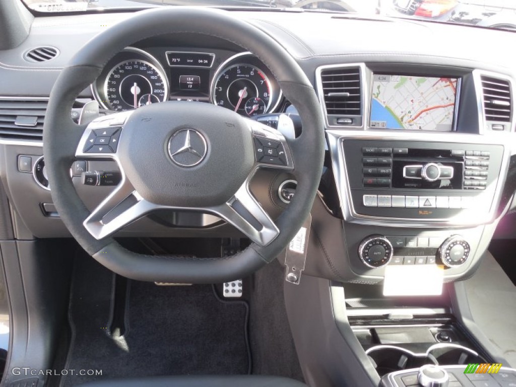 2013 Mercedes-Benz ML 63 AMG 4Matic Black Dashboard Photo #80504623