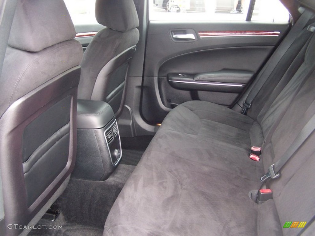 2012 300  - Bright Silver Metallic / Black photo #12