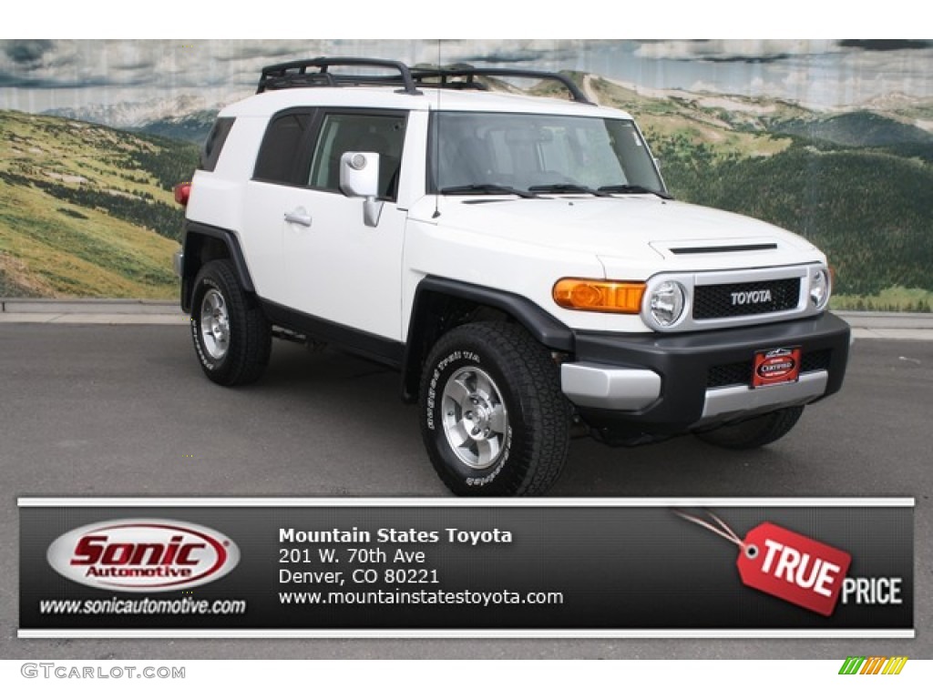 2010 FJ Cruiser 4WD - Iceberg White / Dark Charcoal photo #1