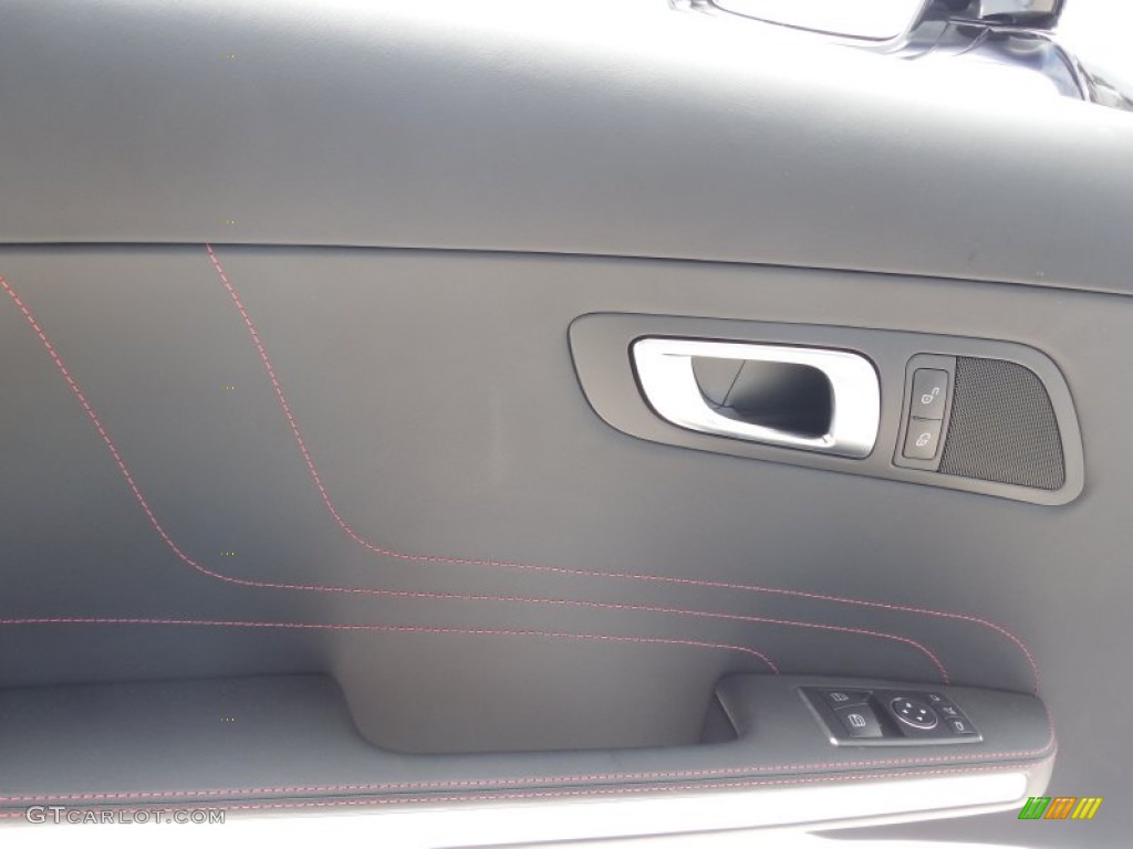 2013 Mercedes-Benz SLS AMG GT Coupe Door Panel Photos