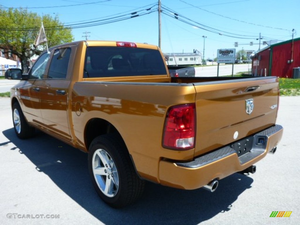 2012 Ram 1500 Express Crew Cab 4x4 - Saddle Brown Pearl / Dark Slate Gray/Medium Graystone photo #3