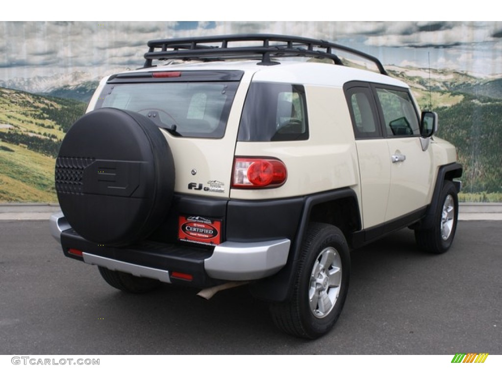 2008 FJ Cruiser 4WD - Sandstorm Metallic / Dark Charcoal photo #3