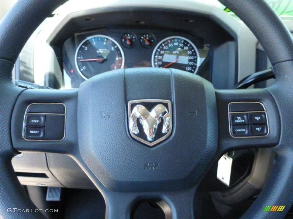 2012 Ram 1500 Express Crew Cab 4x4 - Saddle Brown Pearl / Dark Slate Gray/Medium Graystone photo #17