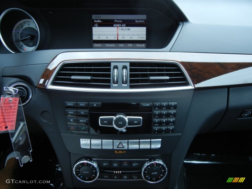 2013 Mercedes-Benz C 250 Sport Controls Photo #80508196