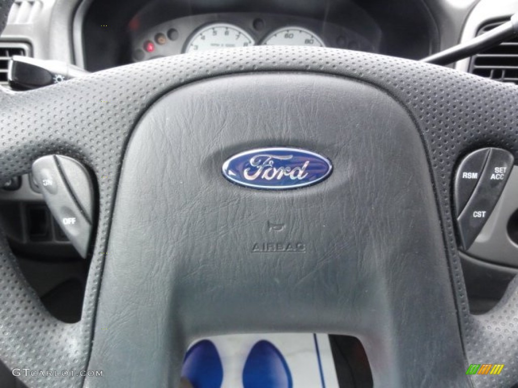 2004 Ford Escape XLT Medium/Dark Flint Steering Wheel Photo #80508996