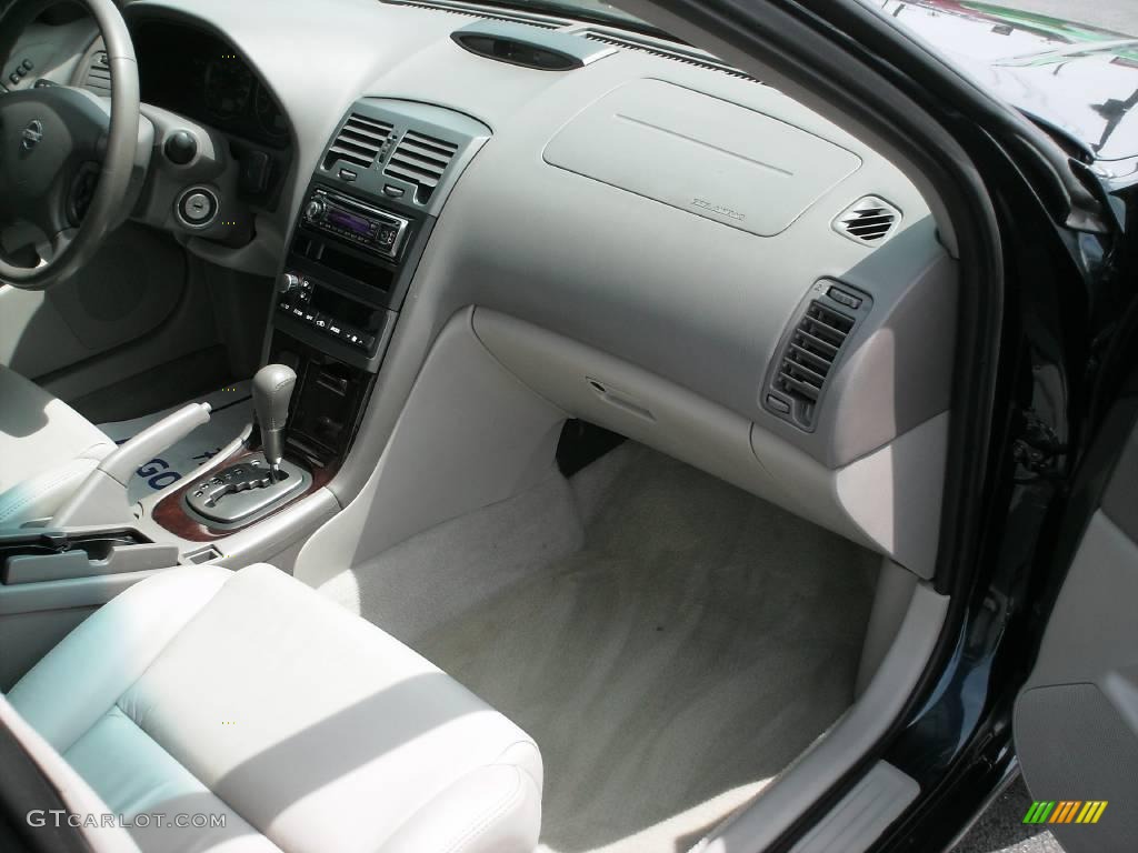 2002 Maxima GLE - Sherwood Green Pearl / Frost photo #29