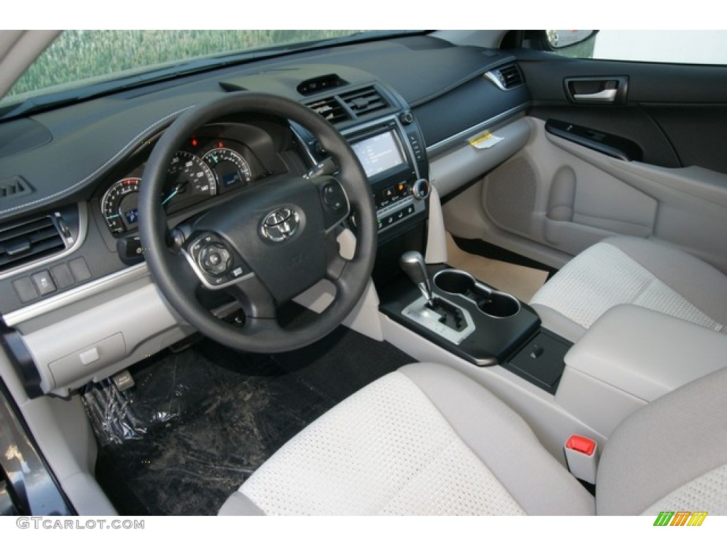 2013 Camry LE - Magnetic Gray Metallic / Ash photo #5