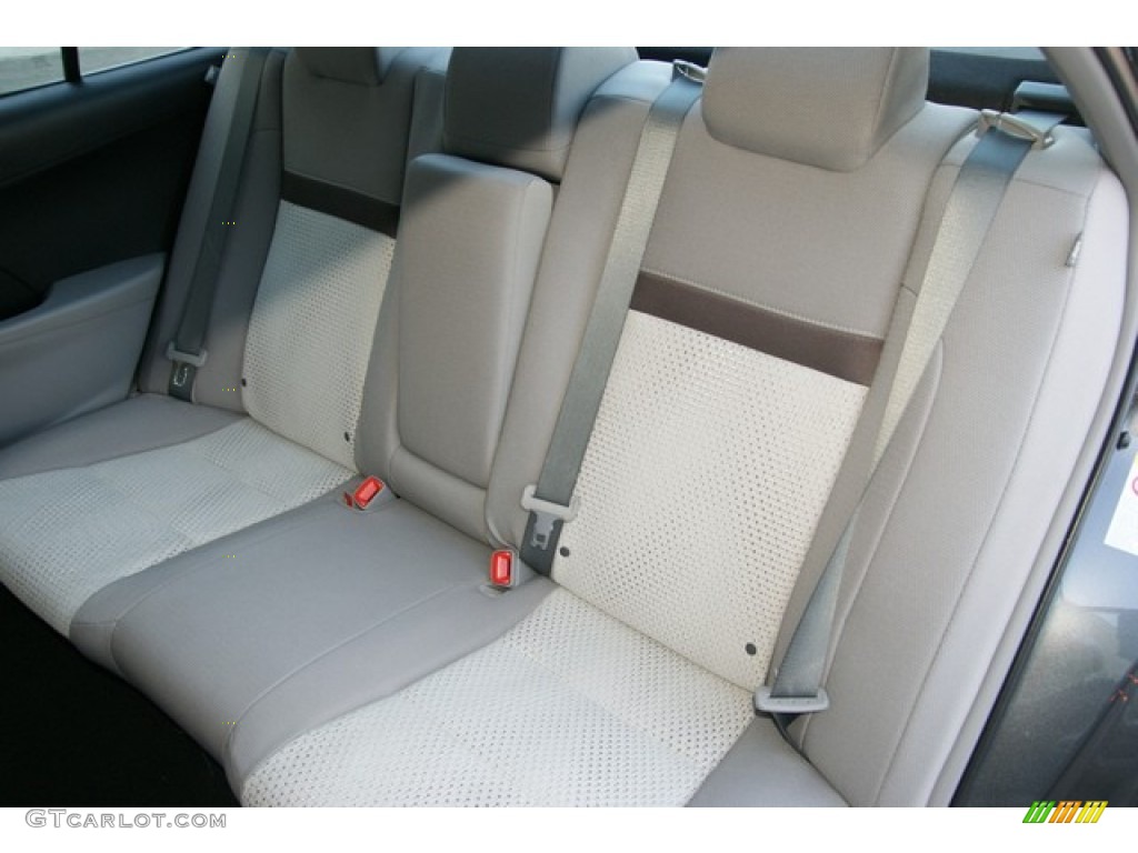 2013 Camry LE - Magnetic Gray Metallic / Ash photo #7