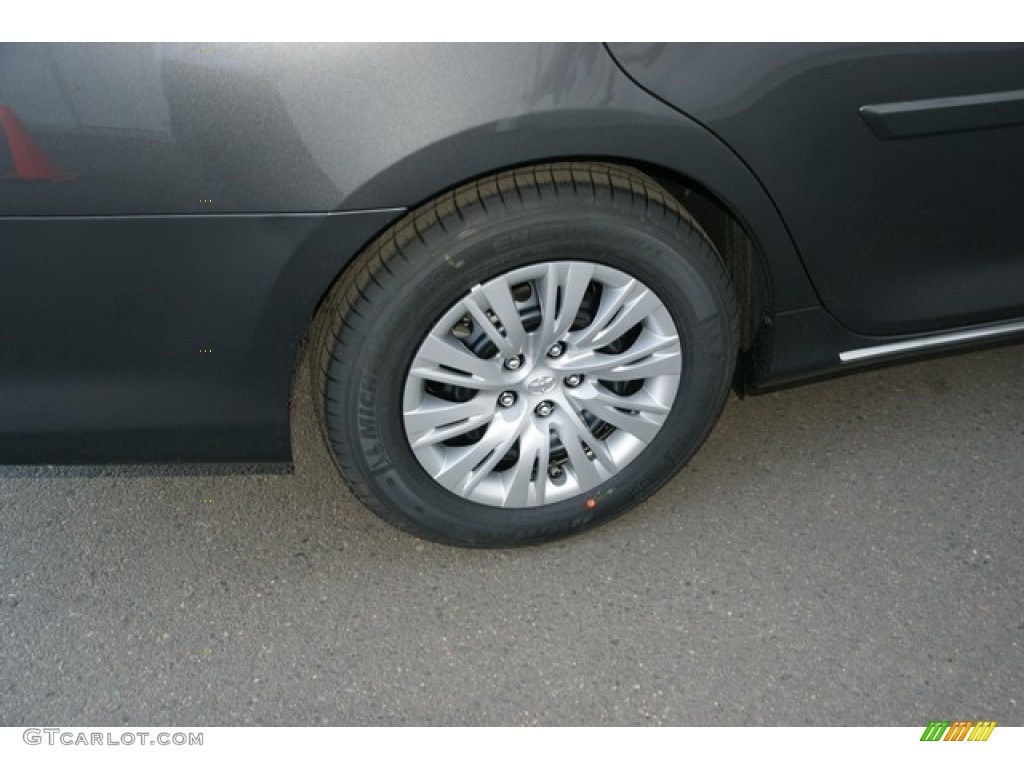 2013 Camry LE - Magnetic Gray Metallic / Ash photo #9